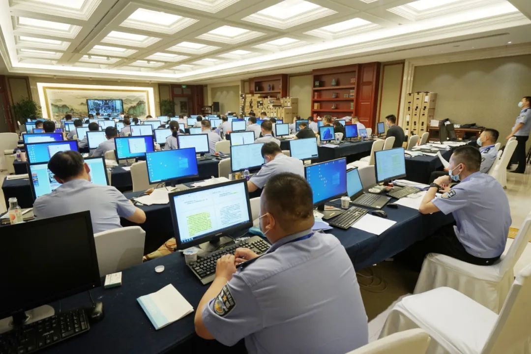 无锡疫情防控指挥部流调溯源组：昼夜奋战精准阻击疫情