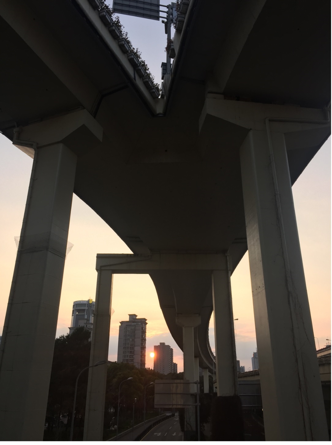 疫情对经济影响几何？结合非典时期分析，国际预期乐观