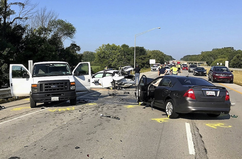 新冠疫情下美国交通事故死亡人数大增，车祸成‘流行病’