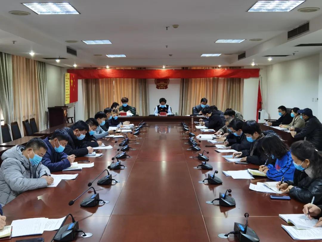 区里召开集中隔离医学观察场所隔离管控纵深推进会