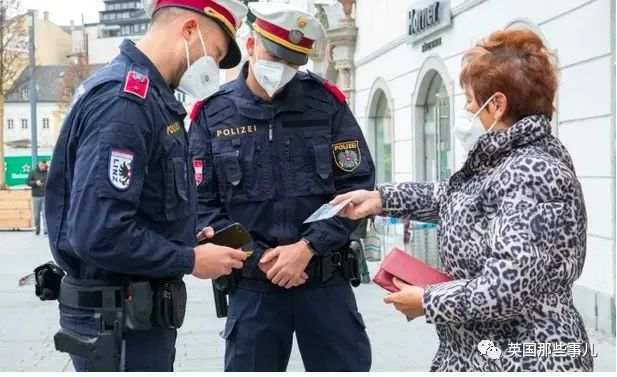 欧洲疫情大爆发,奥地利将强制全民接种新冠疫苗,不打面临牢狱之灾
