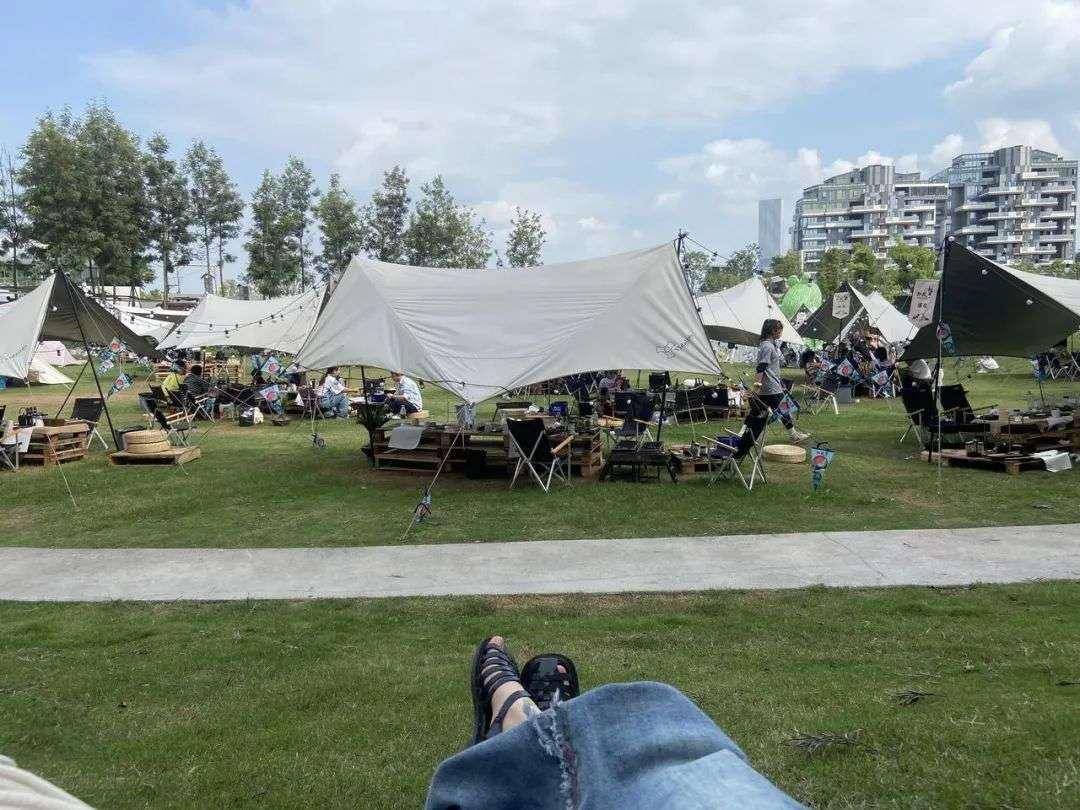 疫情下的大学生：别样校园记忆，艰难抉择与成长突破