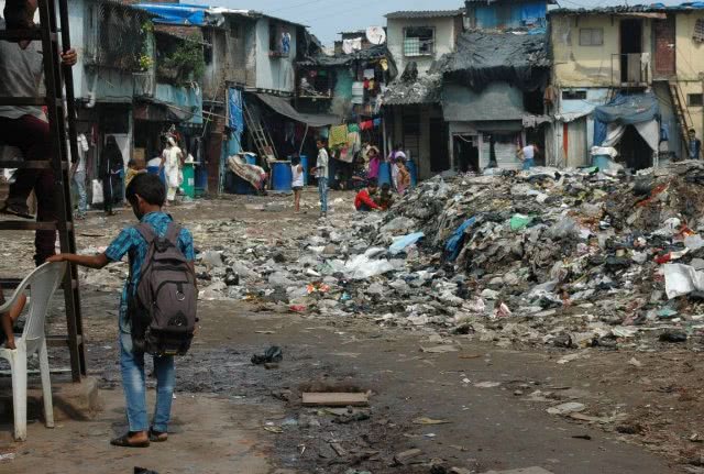 疫情下印度成关注焦点，潜在危险或致新冠疫情大规模爆发？