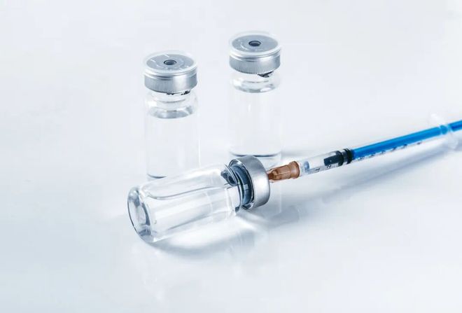 冬春流感高发!重点人群需接种流感疫苗,附接种时间及原因