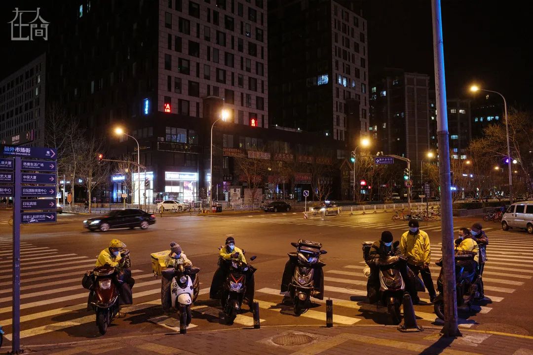 疫情封城下的守护故事:普通人如何温暖彼此