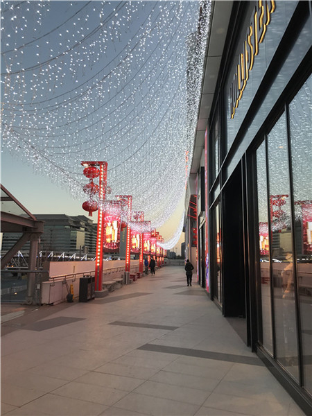 疫情影响下北方商场客流量受冲击，部分商场停止营业