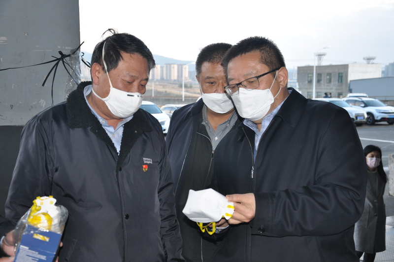 云南锡业集团海外采购第三批疫情防控物资举行捐赠仪式