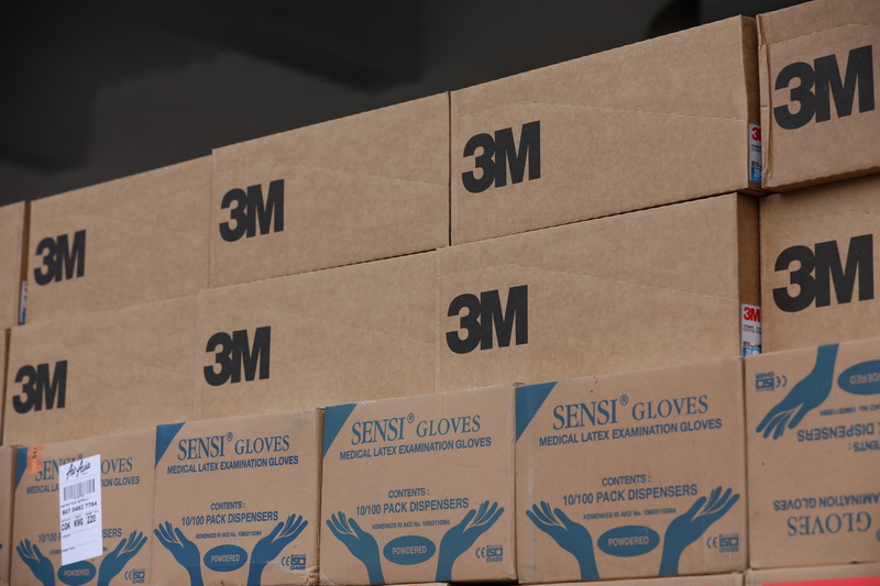 云南锡业集团海外采购第三批疫情防控物资举行捐赠仪式