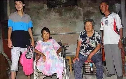 2017年沧州高考理科状元庞众望:寒门学子的逆袭人生