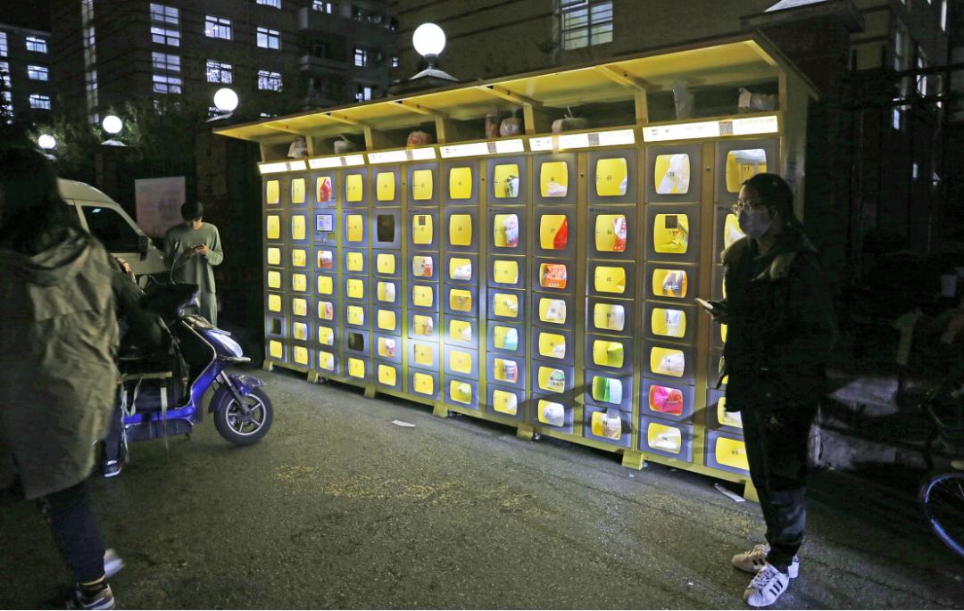 连锁餐饮进驻大学成常态,大学生和老校友怎么看?