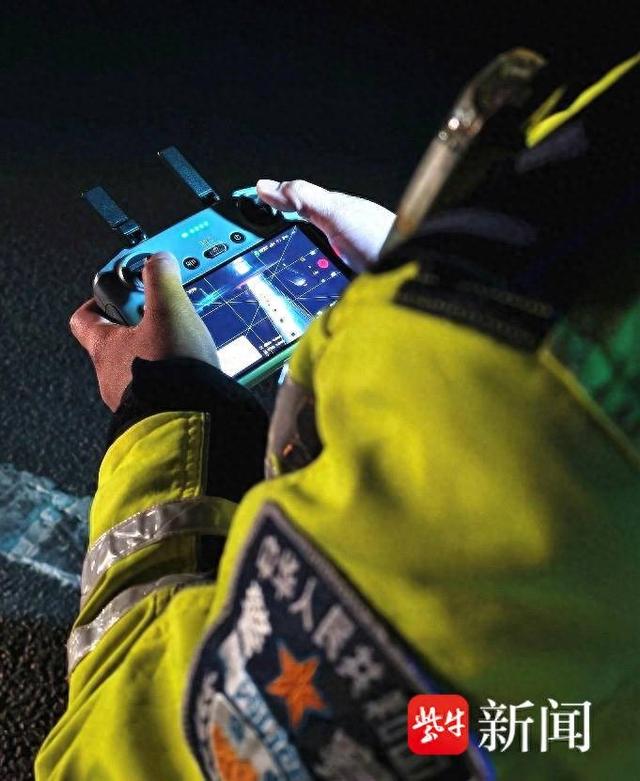 新扬高速现乱象：应急车道被占，无人机出击抓现行