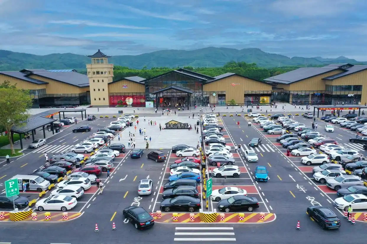 广东交通集团推进高速服务区改造升级 打造特色示范服务区