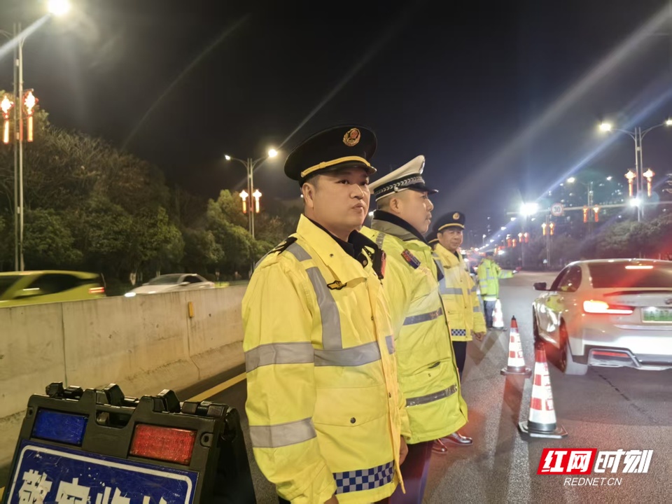 衡阳“百日行动”铁拳打击违法经营保障市民出行安全