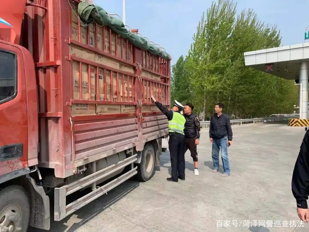菏泽高速交警开展专项整治,严控货车违法高发时段巡逻密度