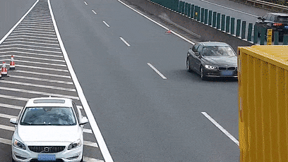 二广高速永州段两车追尾事故,未及时撤离致二次事故