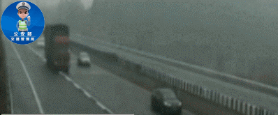 二广高速永州段两车追尾事故,未及时撤离致二次事故