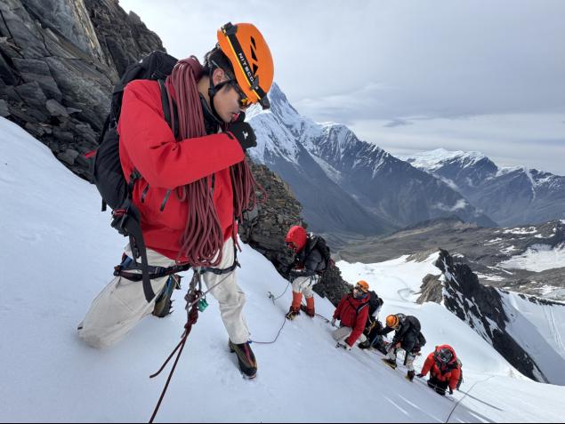 北大山鹰社36年历程:登山攀岩为主,多项活动展青春风采