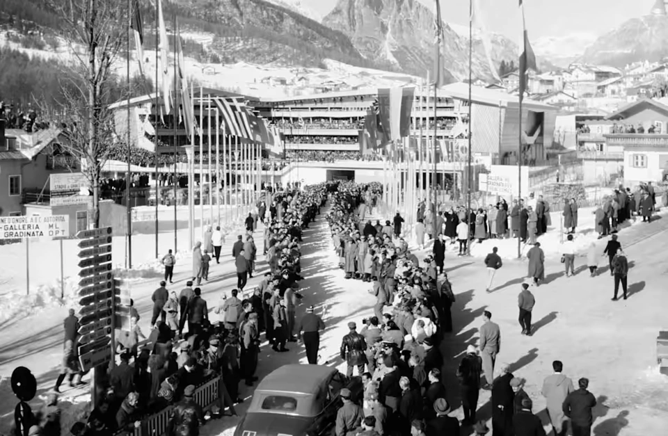 1956年科尔蒂纳冬奥会：多项首次与未完成的奥运承诺