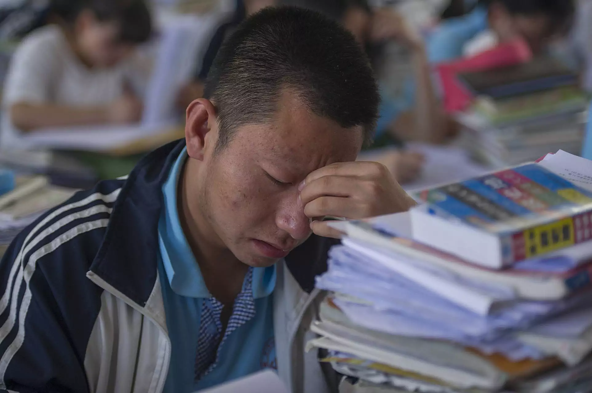 2026 年高考复读生激增，应届生压力山大，录取率或更低